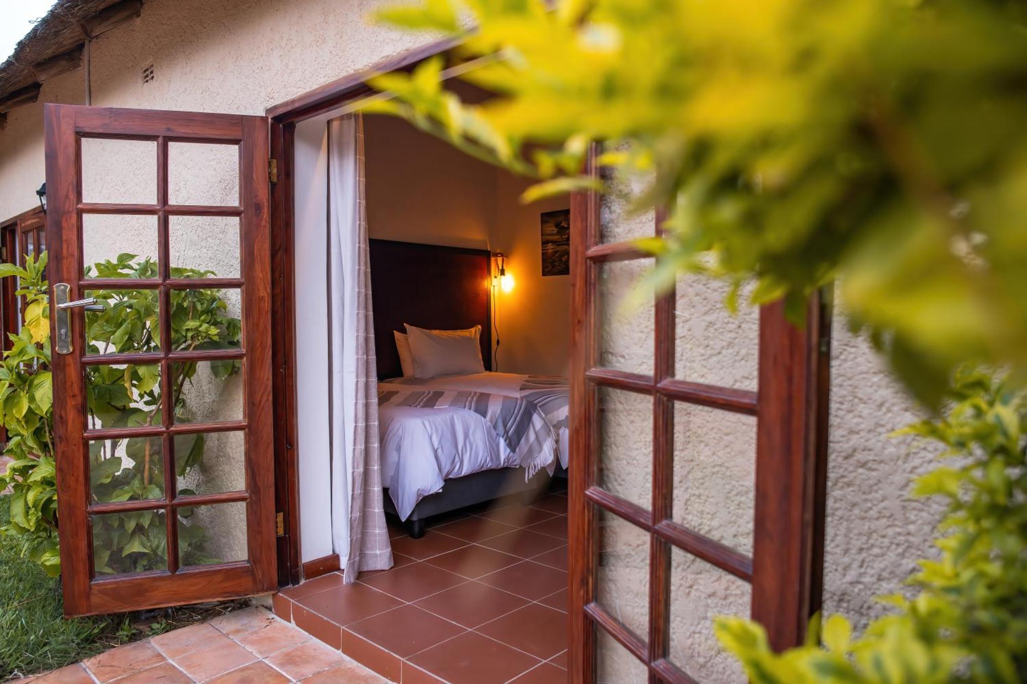 Bed and Breakfast The Little Outlook Victoria Falls Zewnętrze zdjęcie
